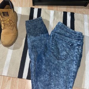 Acid wash jean/leggings